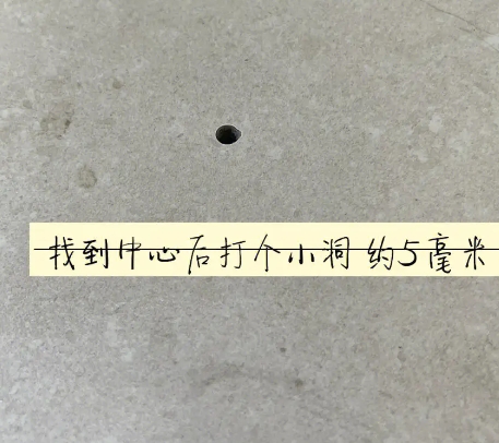 杏花岭瓷砖空鼓维修公司专业解答在瓷砖铺贴过程中，如果砂料搅拌不均匀，将会带来以下问题